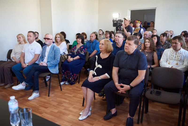 Відзначив кращих працівників Центру екстреної медичної допомоги та медицини Ігор Терехов: Новини Харкова